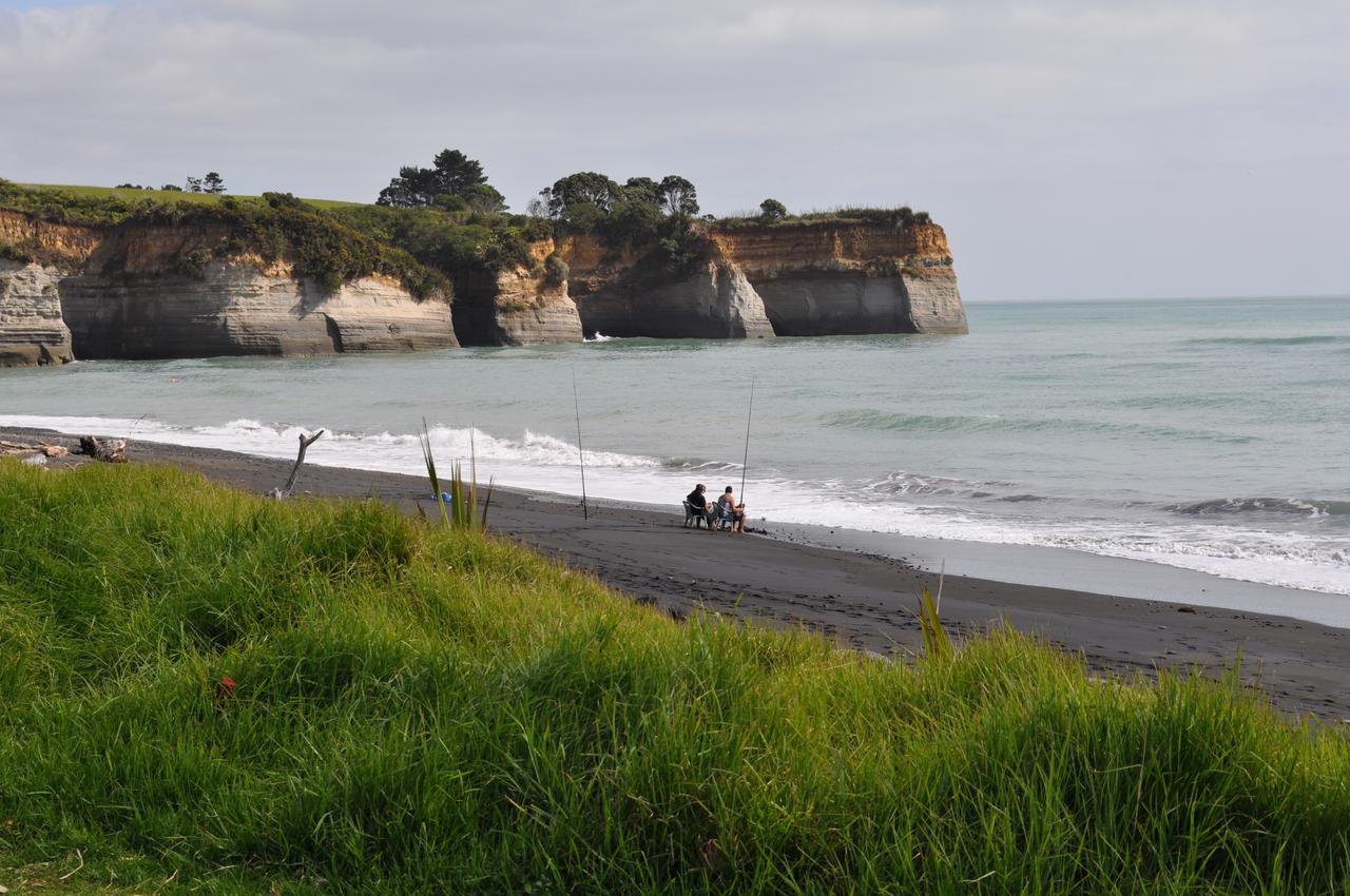 Urenui Beach Camp 외부 사진